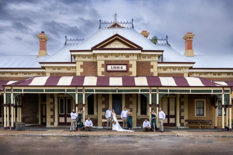 1092 Luke and Elizabeth 1S4A7462M2 768x512