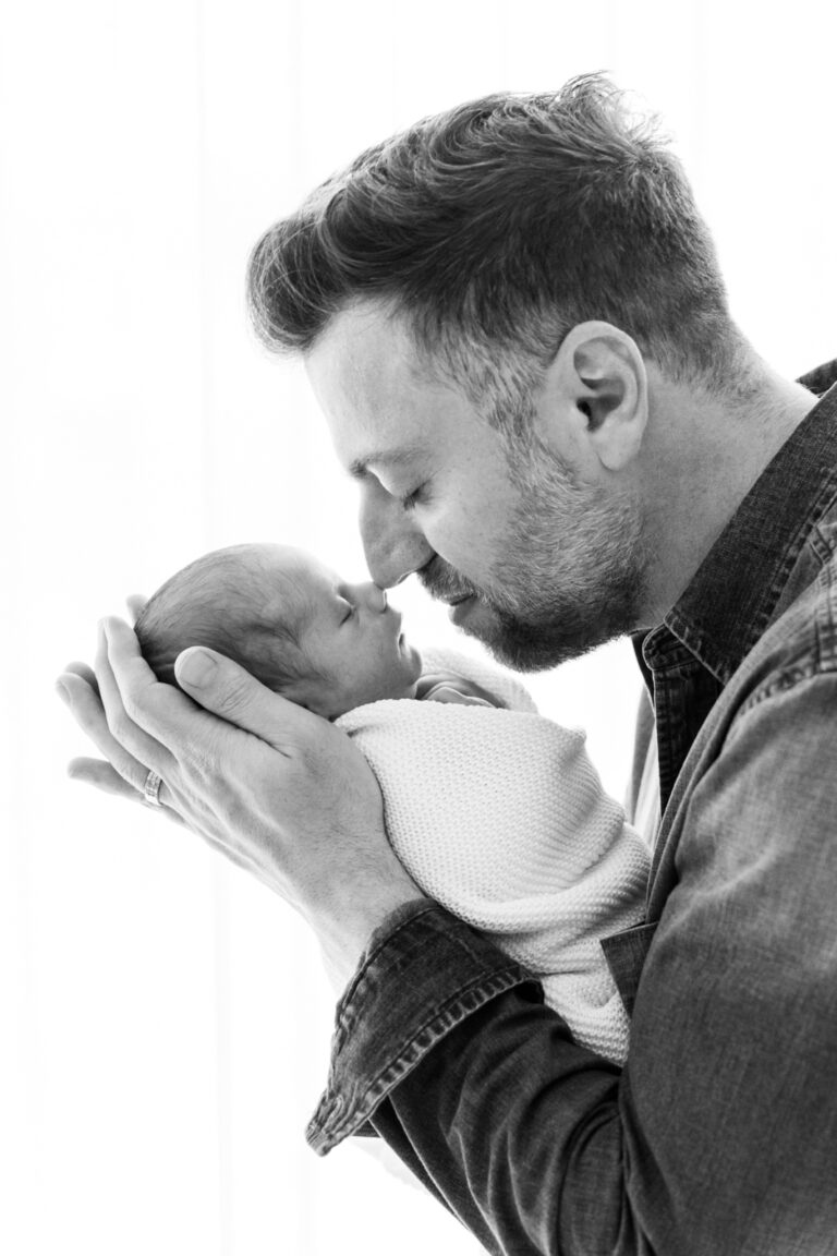 120 newborn photography perth 768x1152