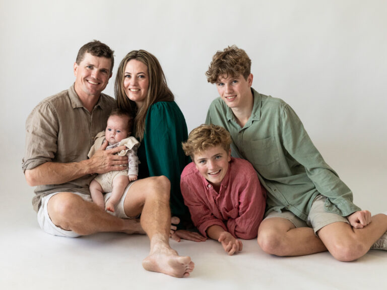 135 newborn photography perth 768x576