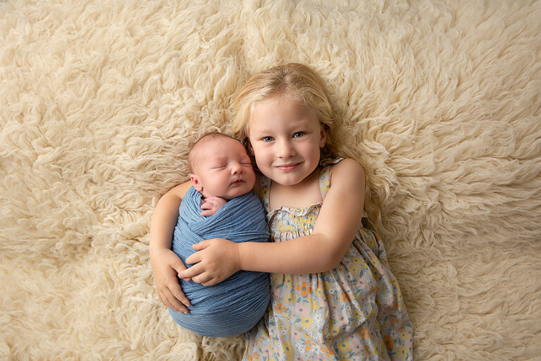 230203 GH newborn 043 r 768x512