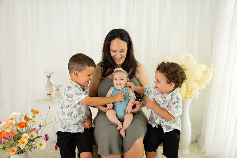 230326 GB mday 173 r 768x512