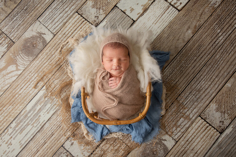 230329 PL newborn 047 r 768x512