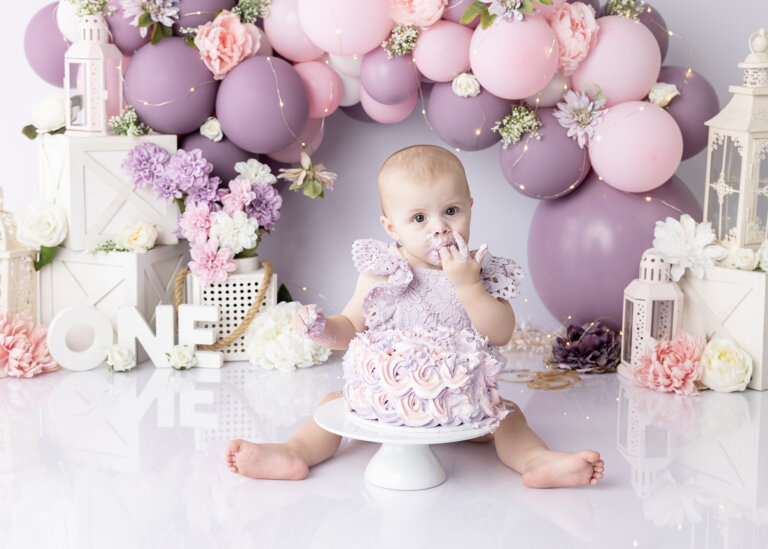 231117 Sabrina Hage Cake Smash Xanthe 43 768x549