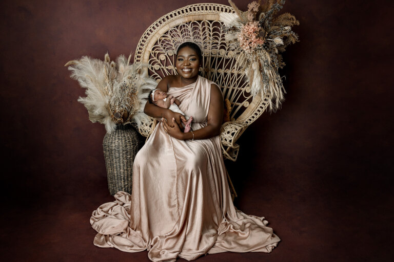 240214 Margret Brawn Newborn Annora 199 768x512