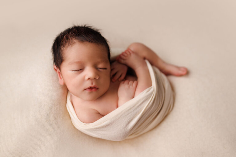 Ares newborn photography Camden 1500 18 768x512