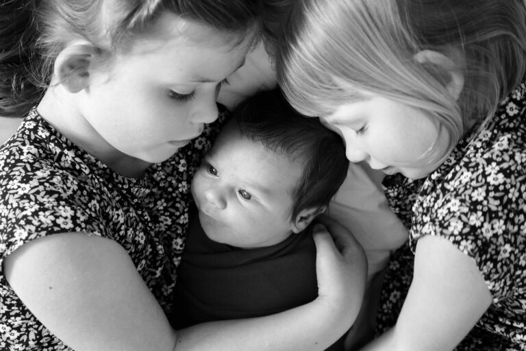 BWNelson Family Portraits 27.4.22 2362 smaller 768x512