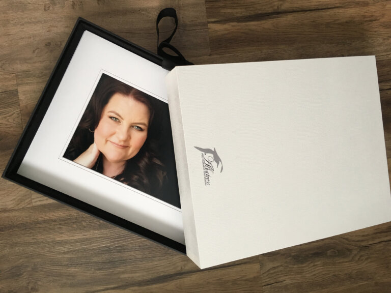 Box of photos 768x576