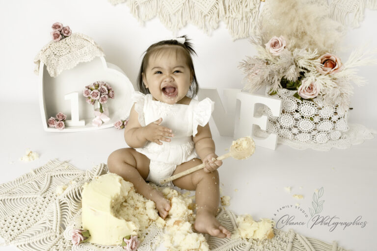 Cake Smash 1 768x512