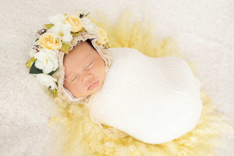 Chantrell Newborn Portrait 075 768x512