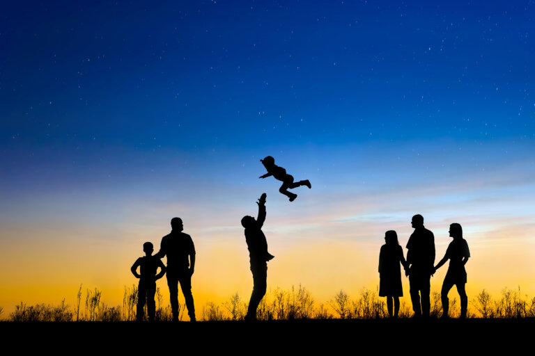 Creativefamily Kelly Box Image1 768x512