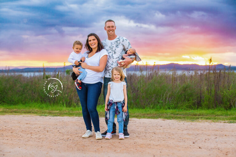 Fun Family photography QLD Photographer 768x512
