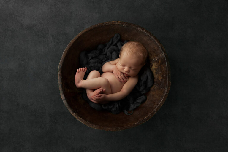 Grey Drop MALAKAI 768x513