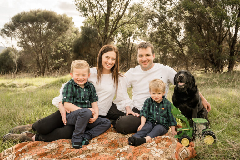 HOBART FAMILY PHOTOGRAPHER 41 768x512