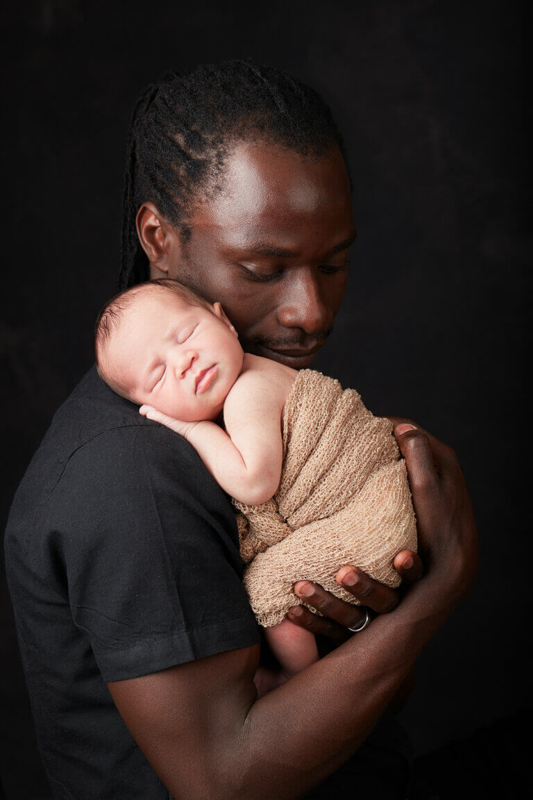 Hannah Newborn 013 768x1152