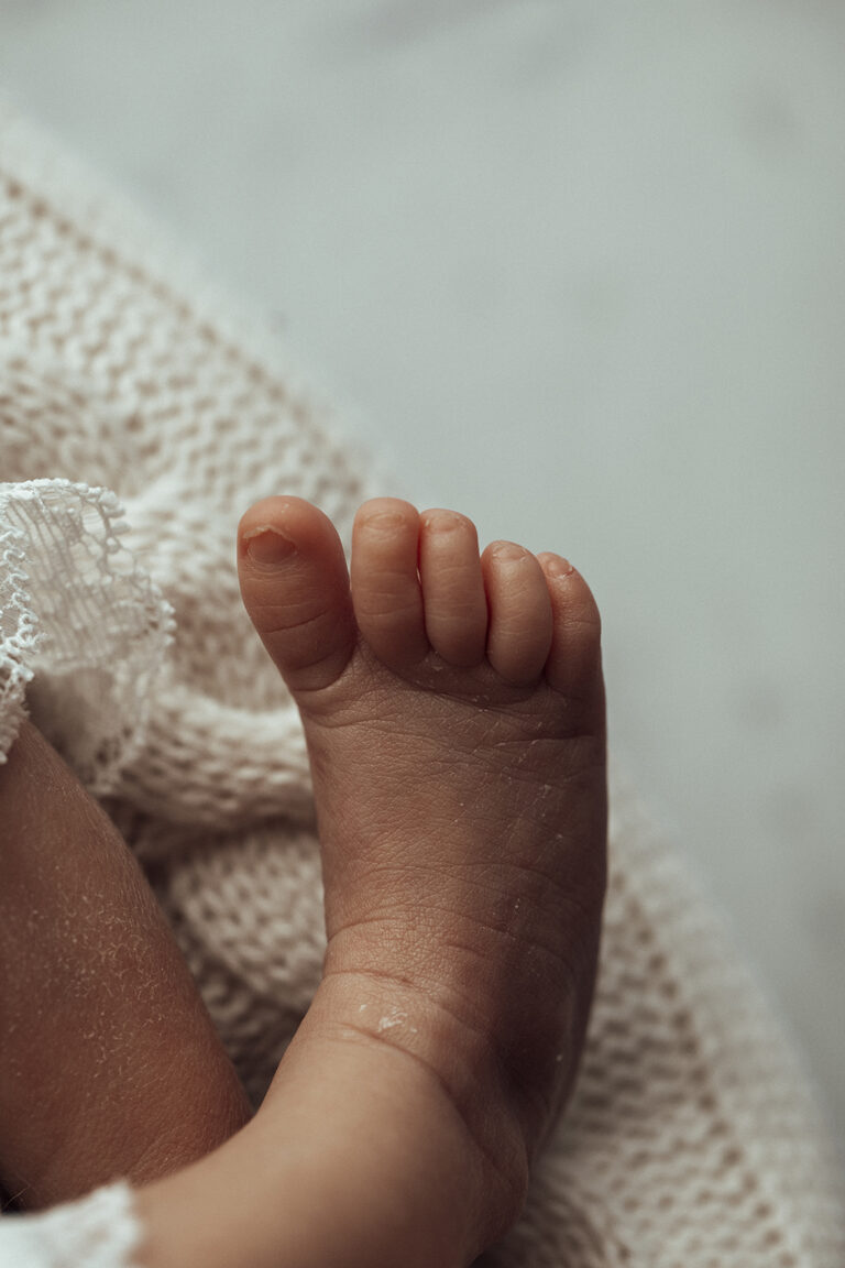 MYLA Perth Cain family Photographer00007 copy 768x1152