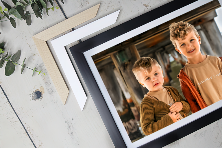 Matted frame 768x512