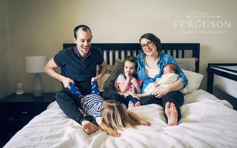 Melbourne newborn family in home photography Katrina Ferguson 001 768x480