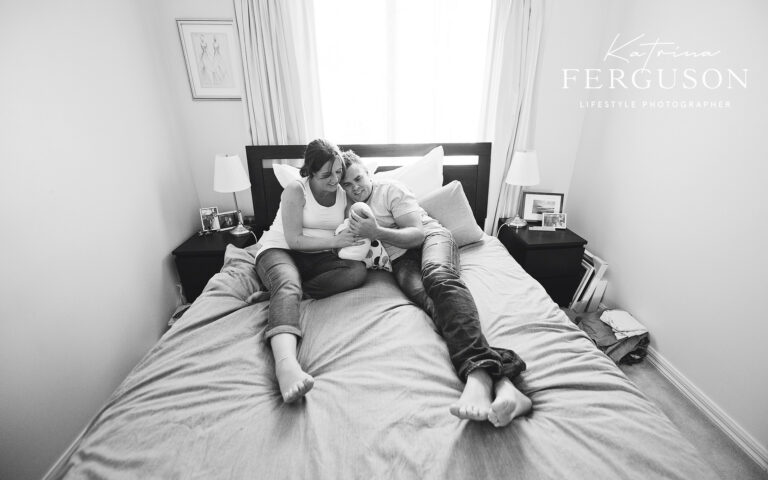 Melbourne newborn family in home photography Katrina Ferguson 007 768x480