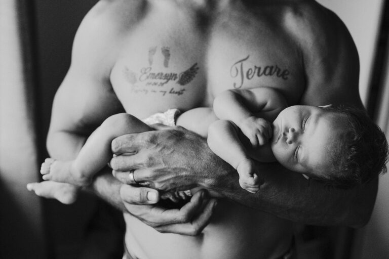 Naomi and Luke Buckley Baby smallEden Feb 27 2023 051bw copy 768x512