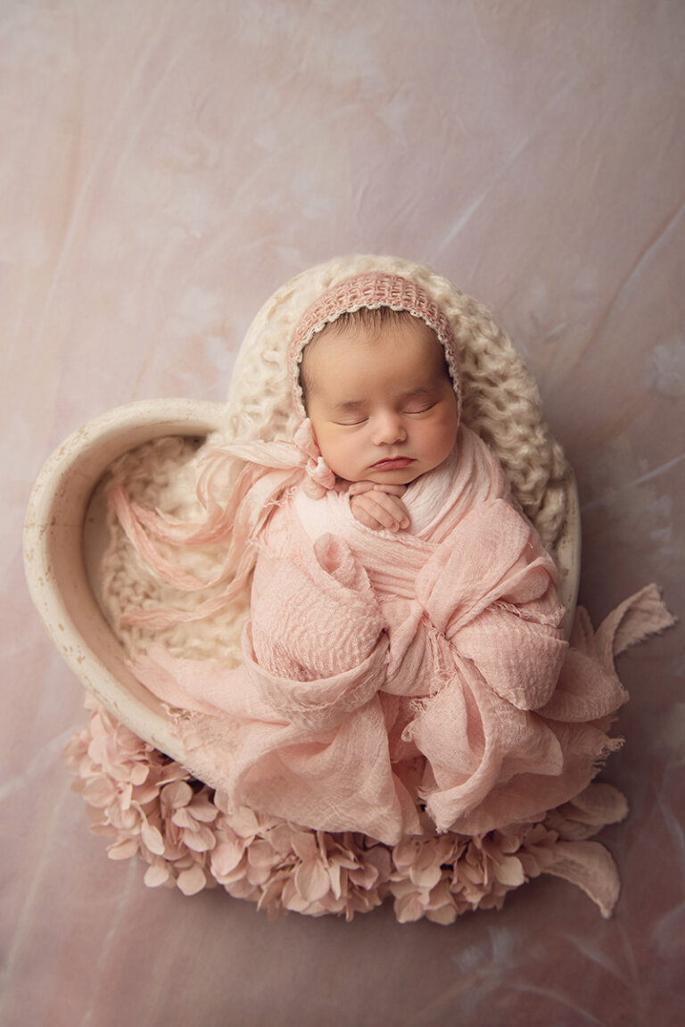Newborn Photography Sydney 4 768x1151