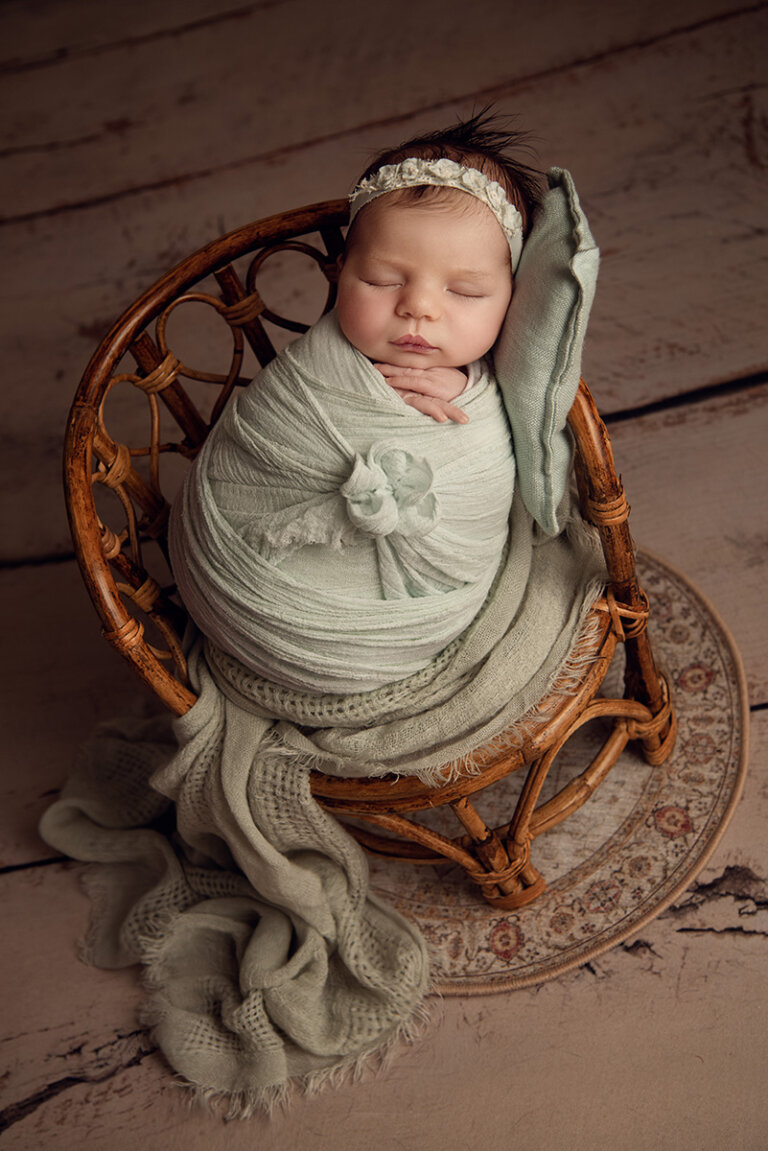 Newborn Photography Sydney 43 768x1151
