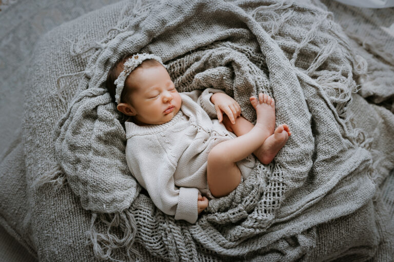 Newborn baby family pregnancy maternity photographer photography gold coast brisbane 1 2 768x512