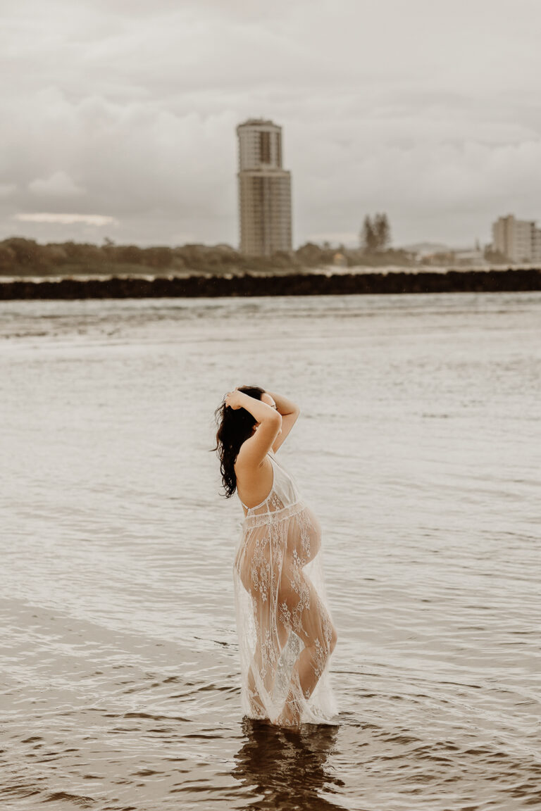 Newborn baby family pregnancy maternity photographer photography gold coast brisbane 28 768x1152