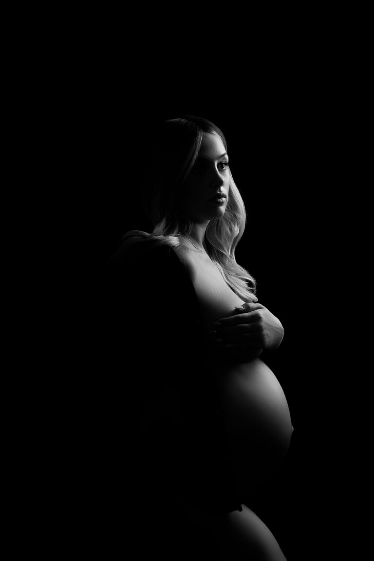 Newborn baby family pregnancy maternity photography photographer gold coast brisbane beach sunset photos Winni Mini 13 768x1152