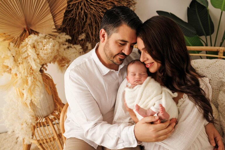 Newborn baby photographer 21 768x512