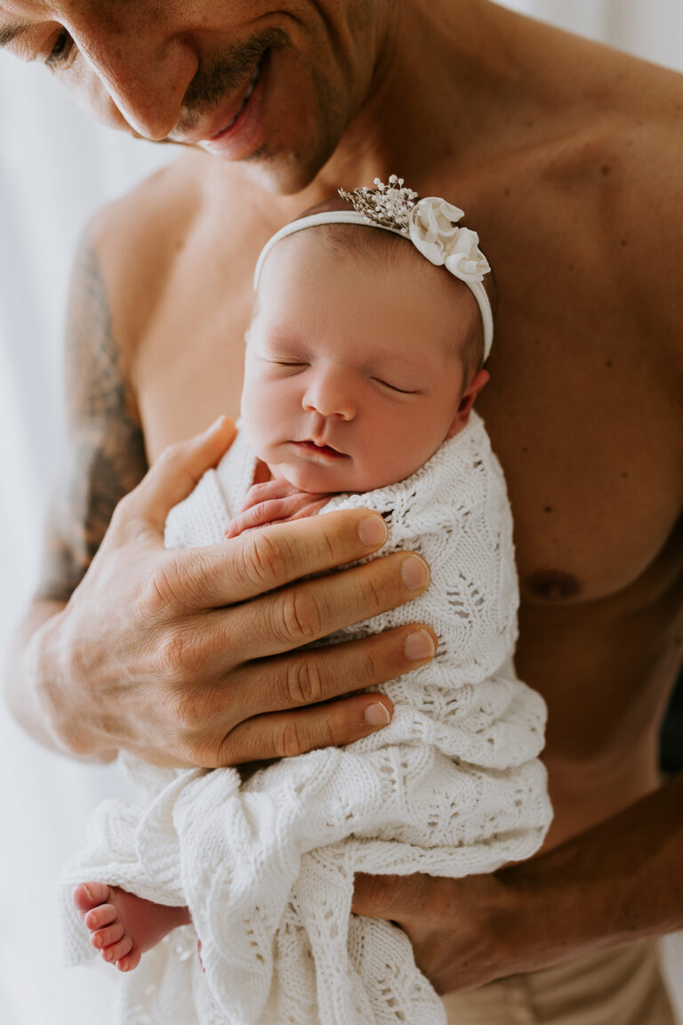 Newborn baby pregnancy maternity family photographer photoghraphy gold coast Brisbane Winni Mini Photography 6 768x1152