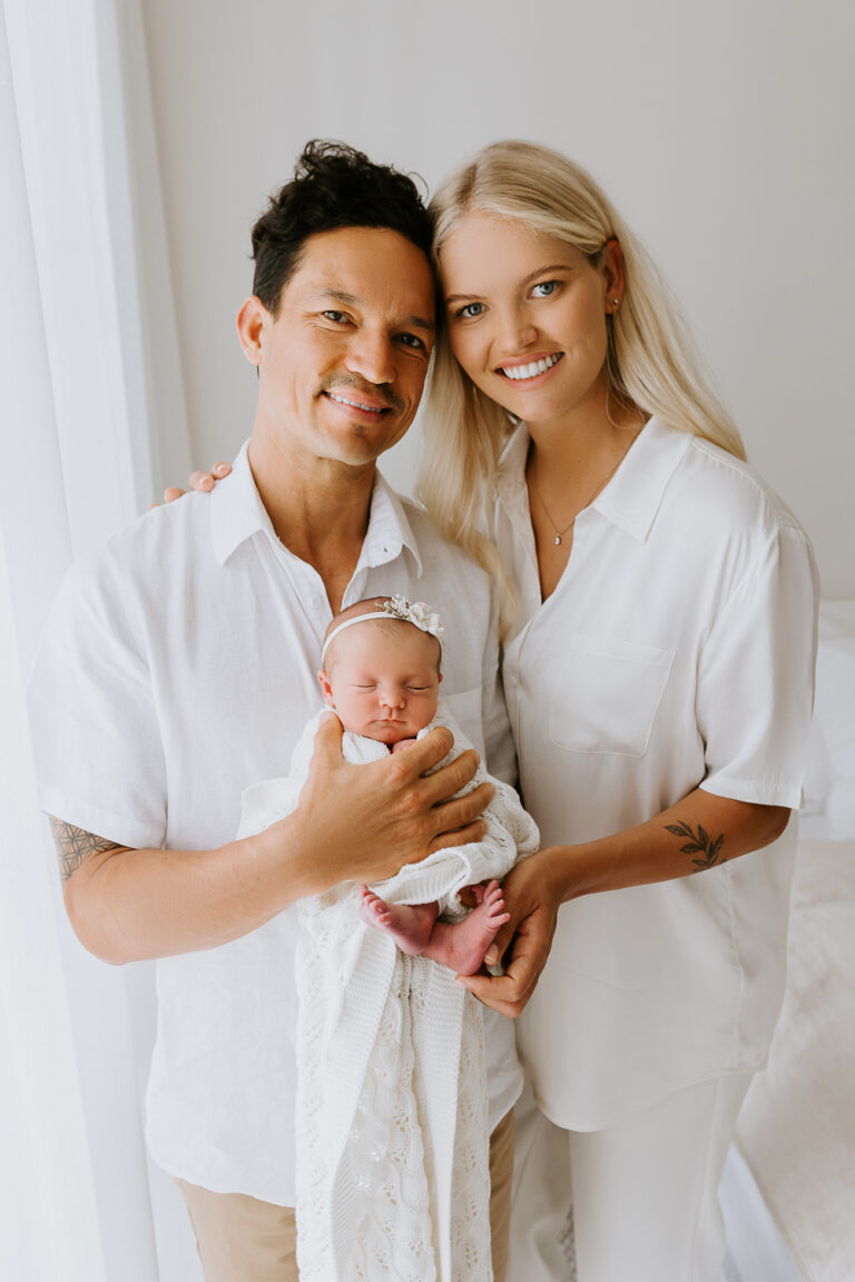 Newborn baby pregnancy maternity family photographer photoghraphy gold coast Brisbane Winni Mini Photography 7 768x1152