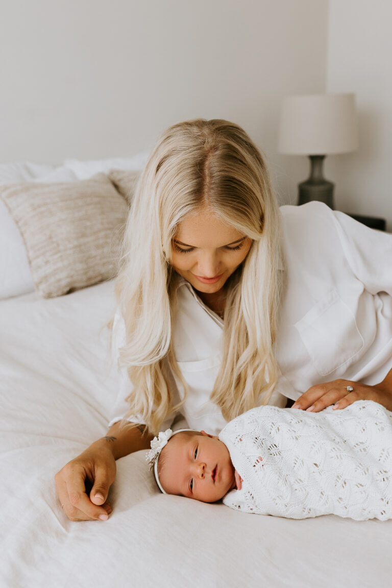 Newborn baby pregnancy maternity family photographer photoghraphy gold coast Brisbane Winni Mini Photography 9 768x1152