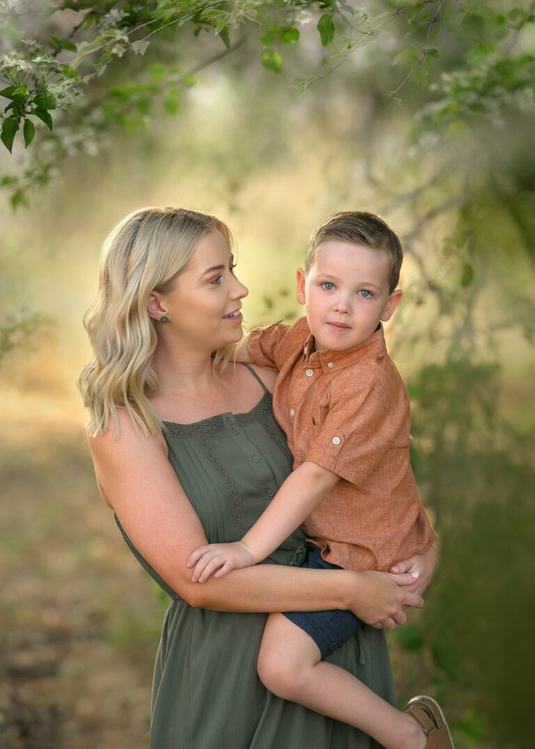 Perth Mummy Me Photographer min 2 768x1075