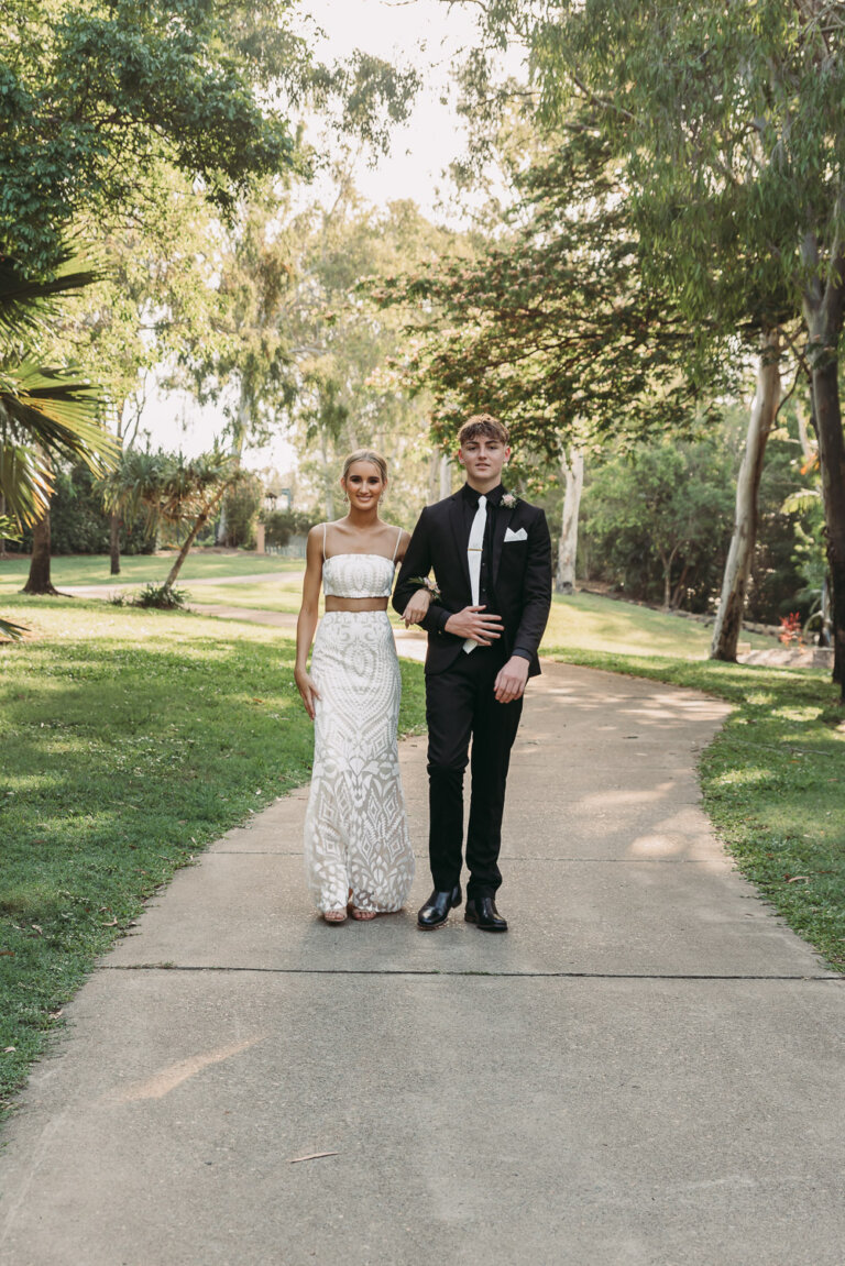 SHAREABLE 61 768x1151