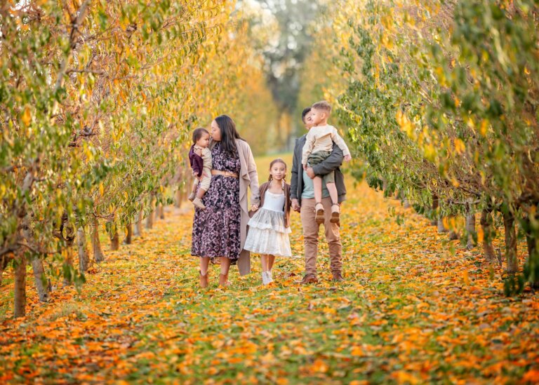 The Wharehinga Family 56 min 768x549