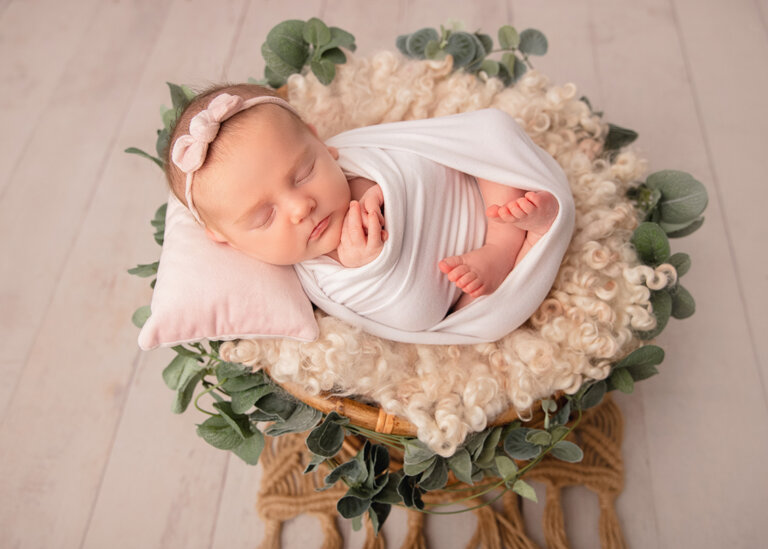 Zoe GoldCoastNewbornphotographer 15 768x549