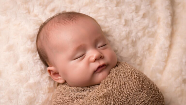 baby liam j 611 slide 768x432