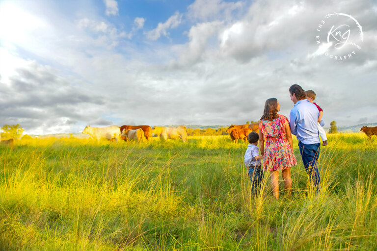 local family photographer 1 768x512