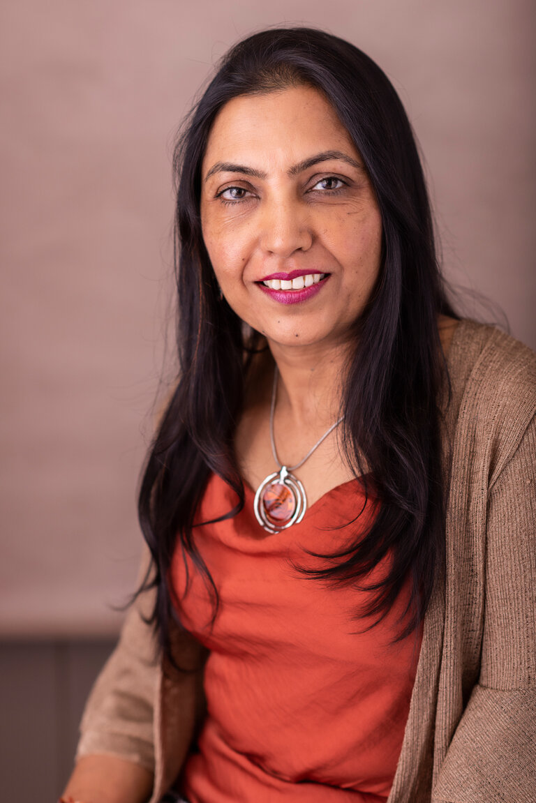 mementoz photography headshots 03 768x1151