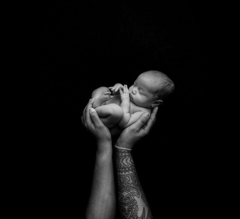 newborn photoshoot edinburgh 001 768x701
