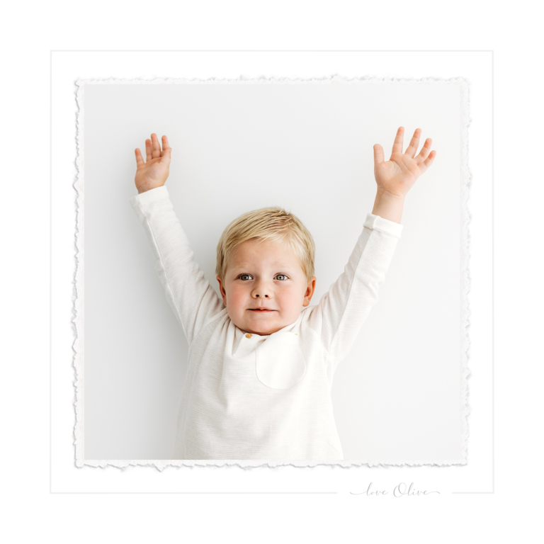 ppbnhands up 768x768