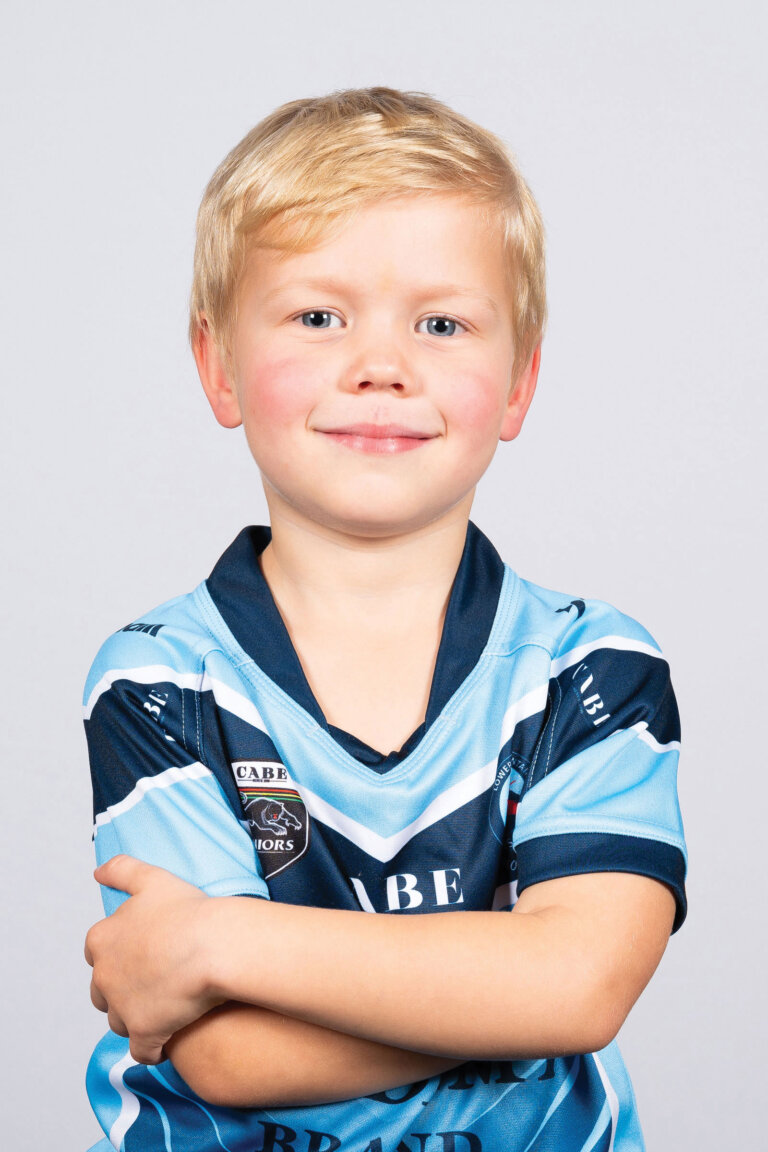 sport portrait1 768x1152