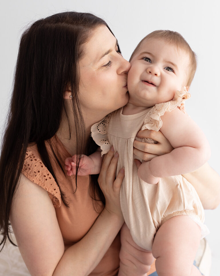 studio family photography 4 768x960