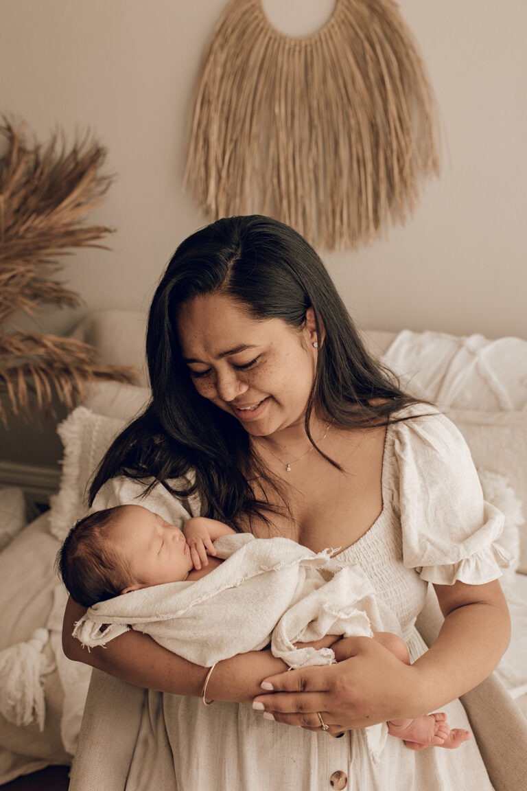 web Norbu Perth Cain family newborn Photographer00023 copy 768x1152