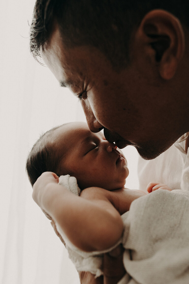 web Norbu Perth Cain family newborn Photographer00063 copy 768x1152